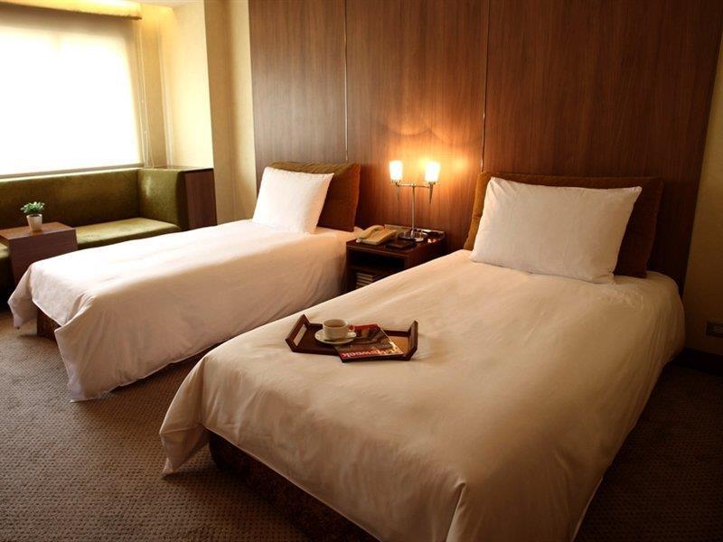 Gloria Prince Hotel Taipei Bagian luar foto