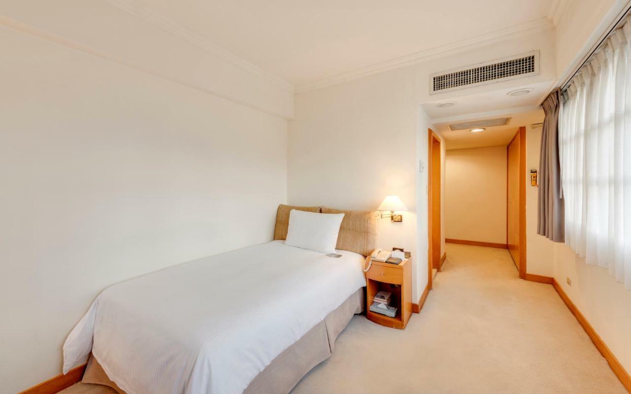 Gloria Prince Hotel Taipei Bagian luar foto