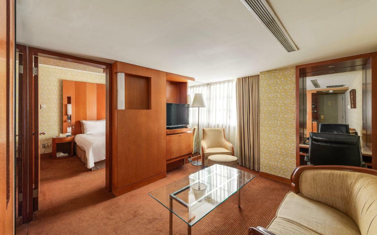 Gloria Prince Hotel Taipei Bagian luar foto